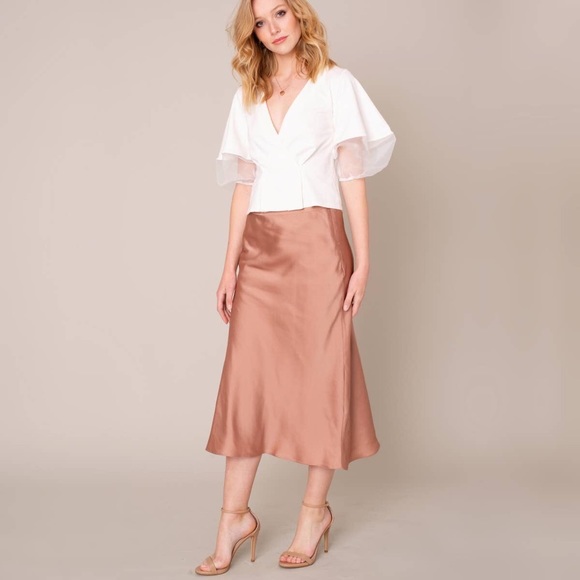 🆕 Satin A-Line Midi Skirt in Dusty Pink - Picture 4 of 6
